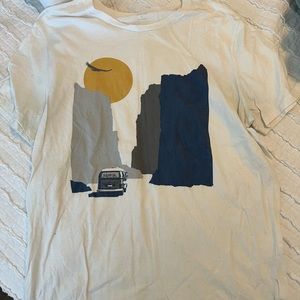 GAP t-shirt